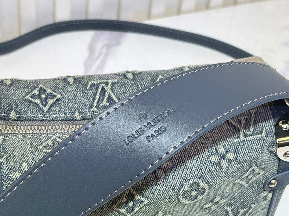 Classic Elegant Leather Shoulder Bag 21x14x6cm