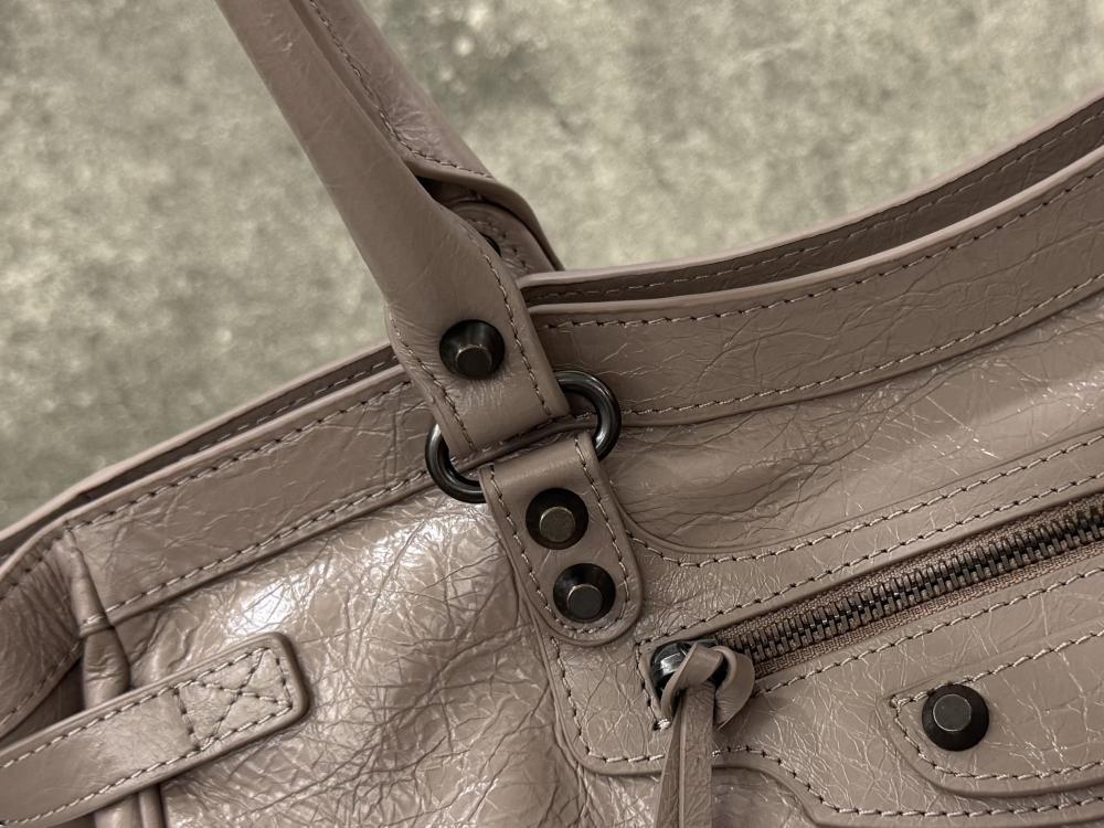 Top Handle Bag Style 215714133