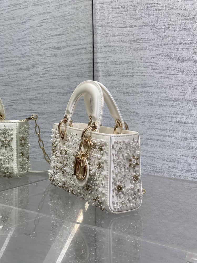 Embroidered Top Handle Bag Style 891240637