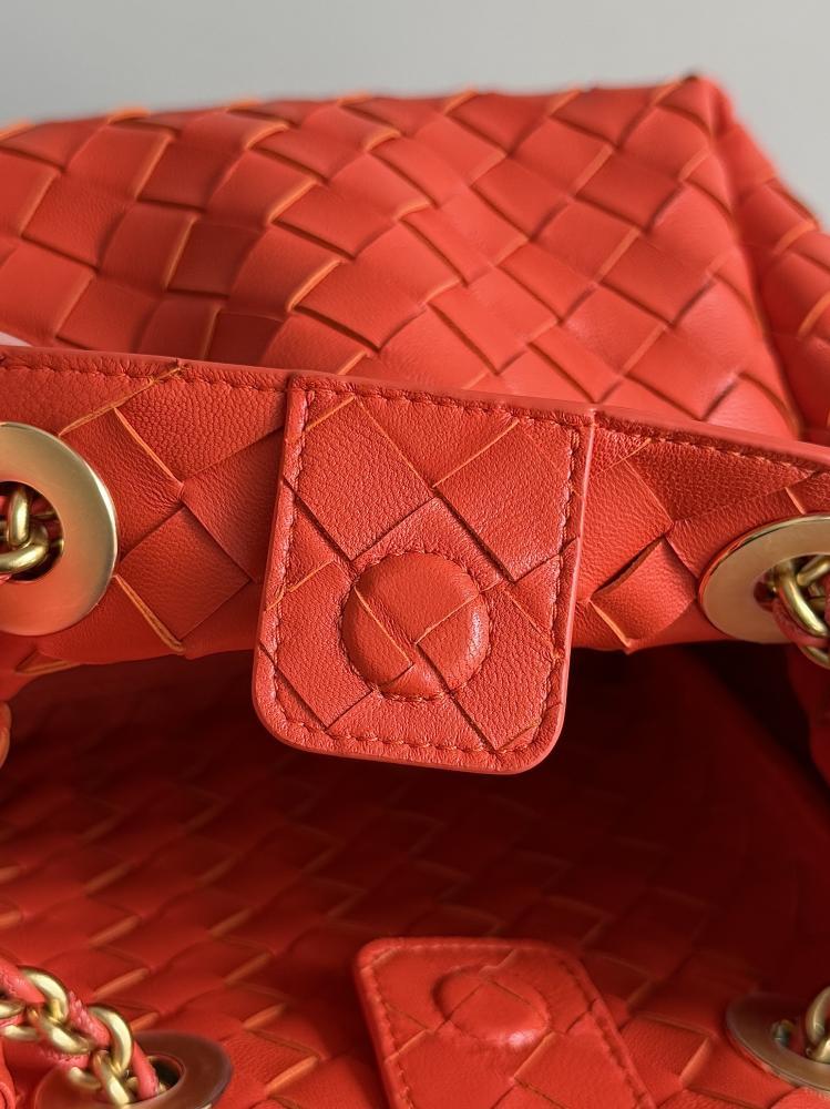 Classic Top Handle Bag Style 544783645