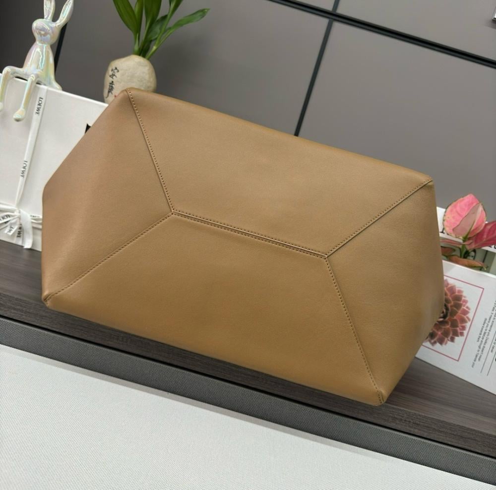 Italian-Inspired Elegant Leather Shoulder Bag 59x25.5x25cm
