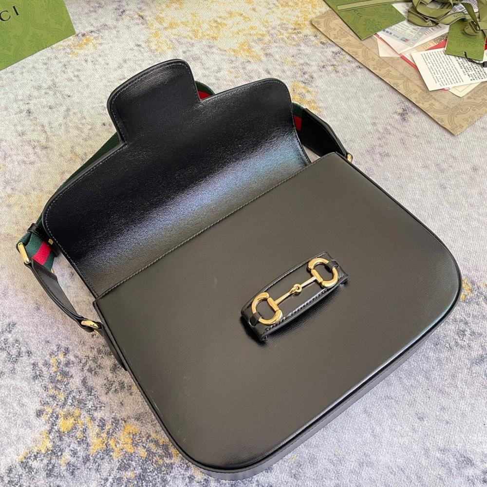 Modern Luxury Shoulder Bag 31x20x7.5cm