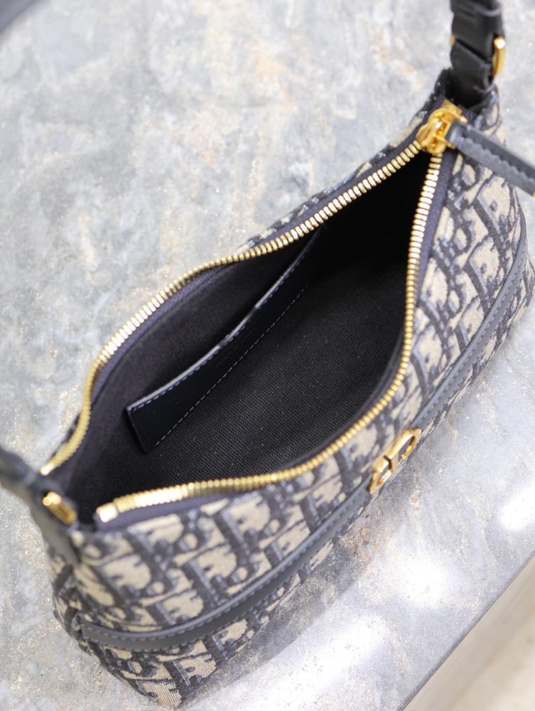 Shoulder Bag Style 1237085415