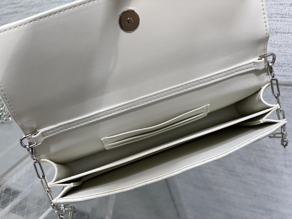 Wallet Style 787896039