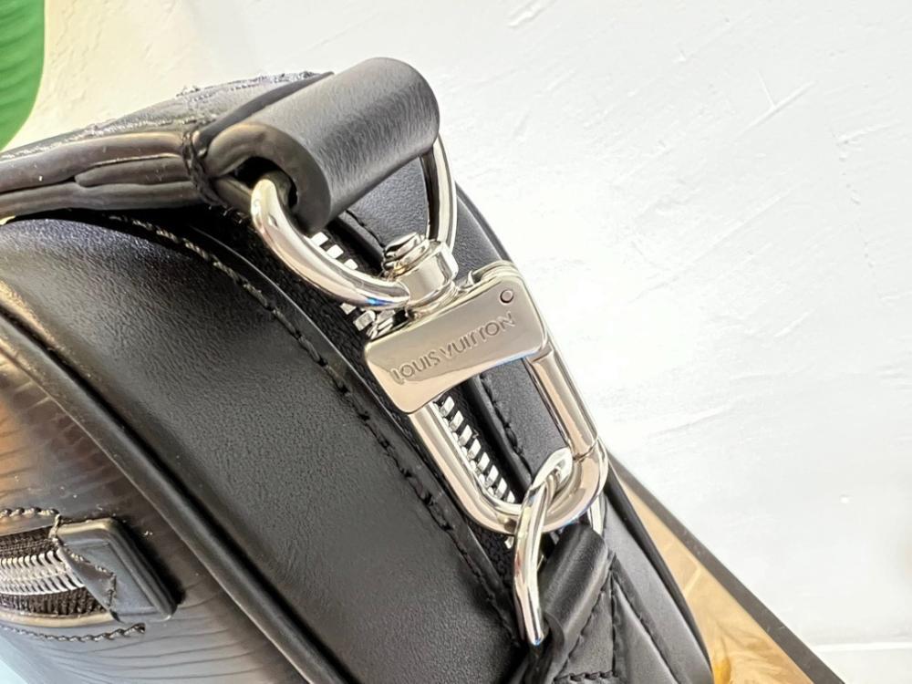 Elegant Premium Leather Top Handle Bag 25x15.5x6.5cm