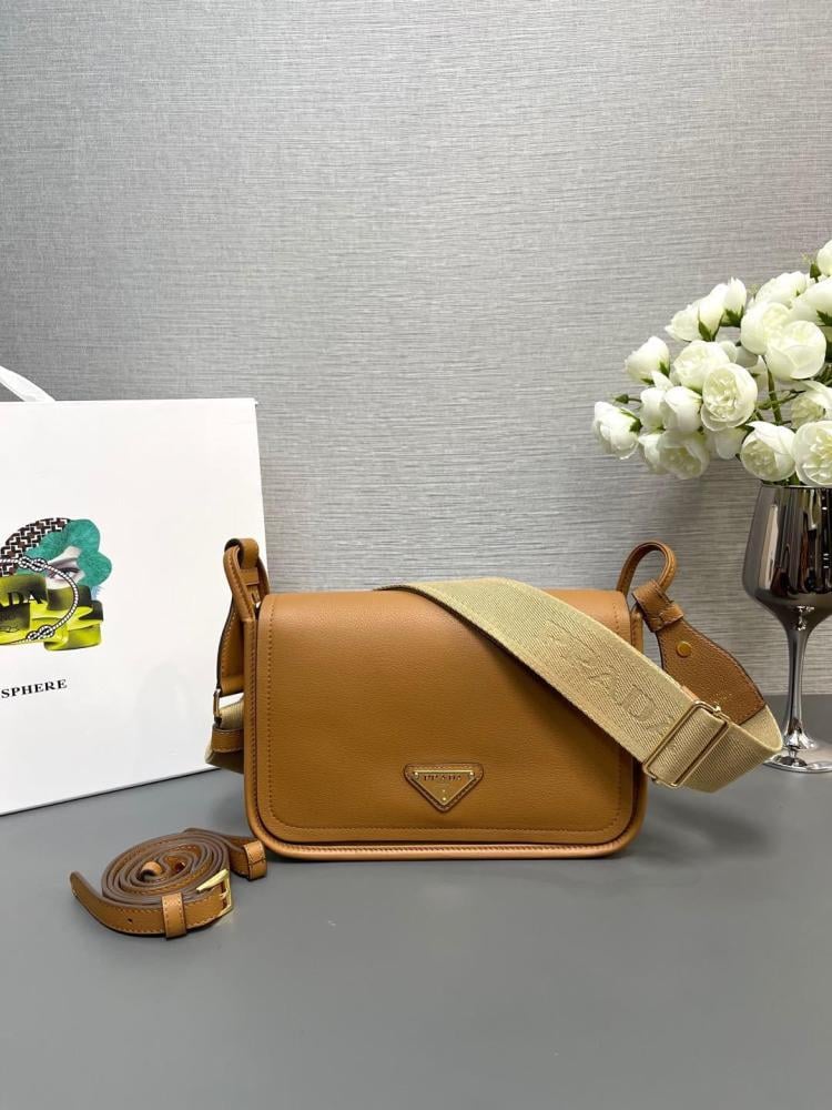 Calfskin Shoulder Bag Style 689563926