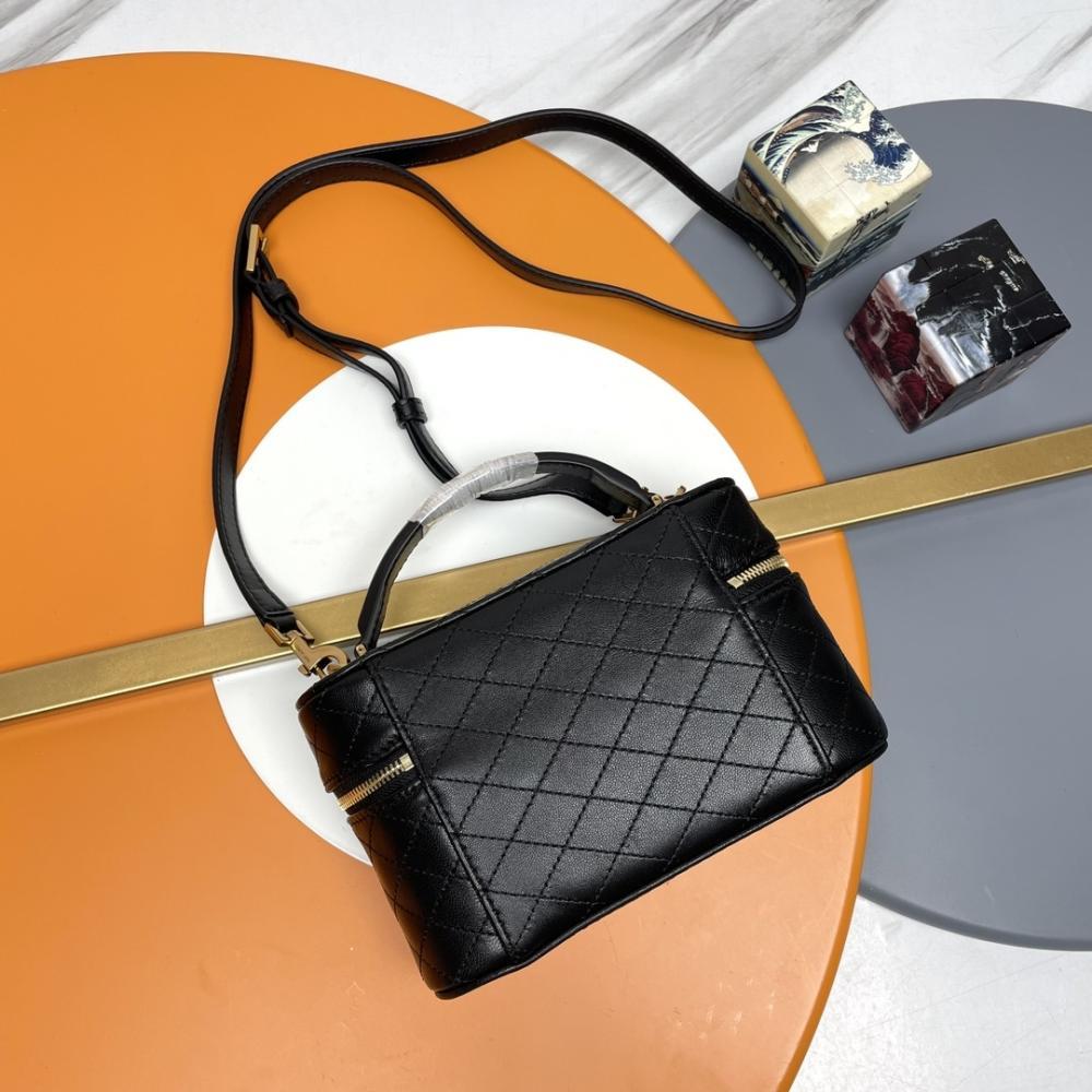 Classic Shoulder Bag Style 1458843514