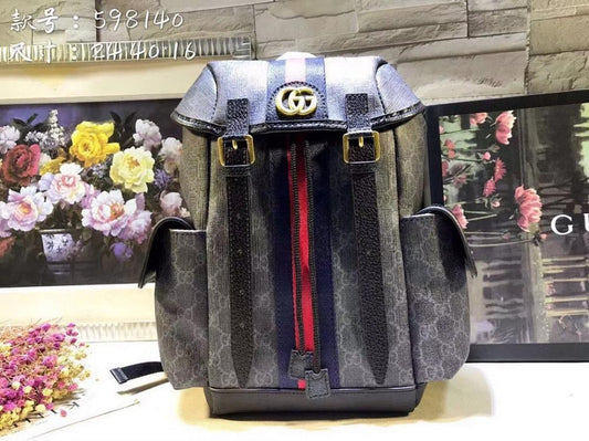 Modern Italian-Inspired Backpack 24x40x16cm