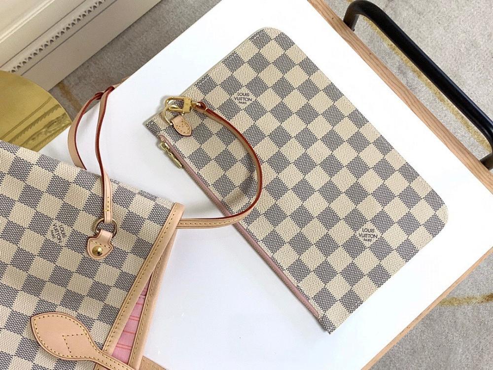 Elegant Top Handle Bag 32x29x17cm