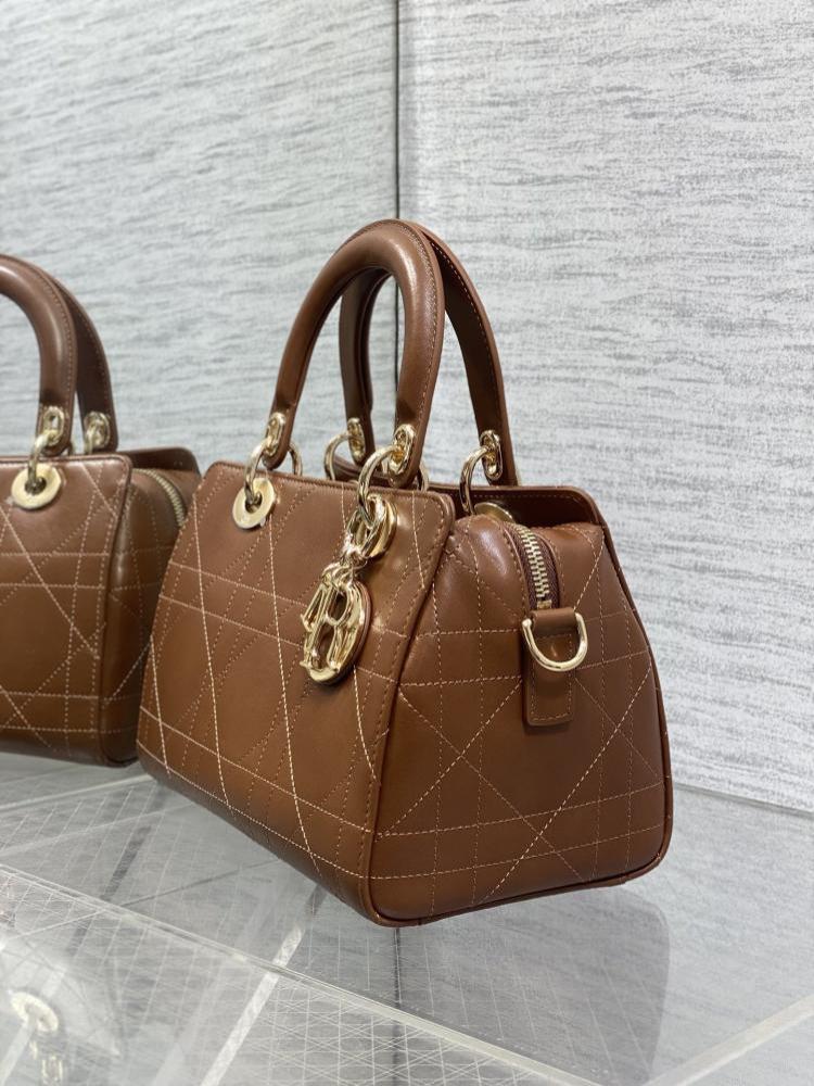 Leather Top Handle Bag Style 322403370