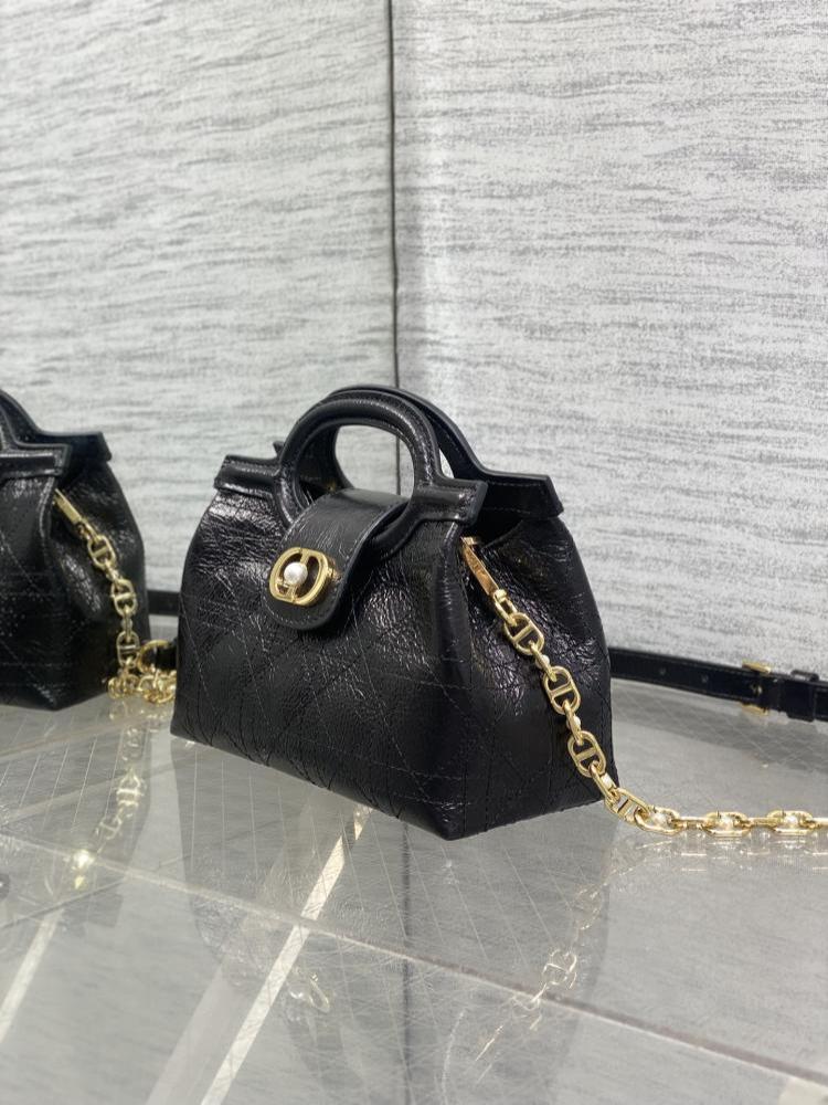 Classic Top Handle Bag Style 358050050