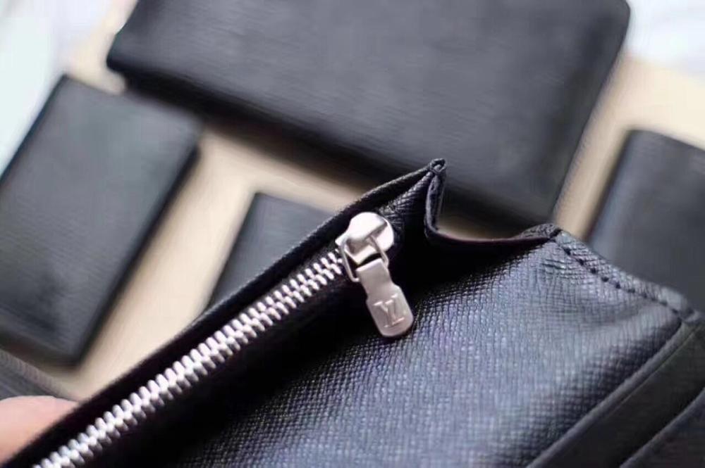 Elegant Stylish Monogram Wallet 19x10cm