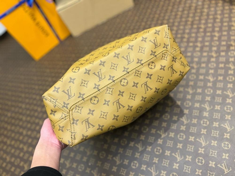 Classic Tote Bag