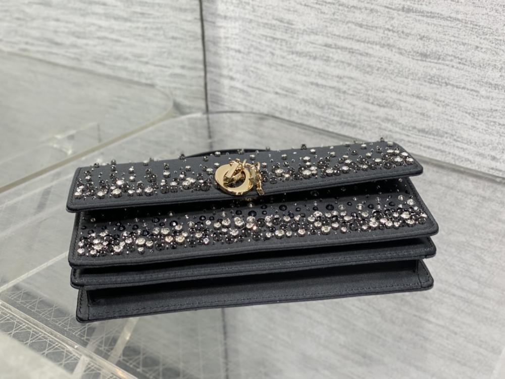 Wallet Style 647889308