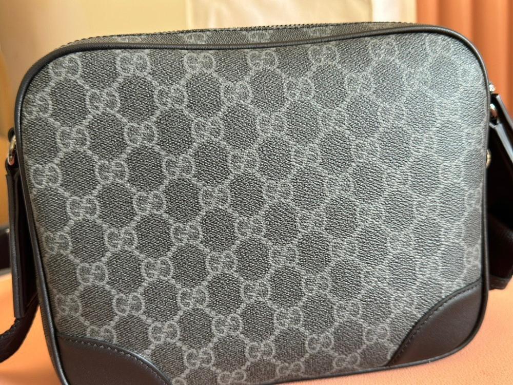 Classic Luxury Bag 23.5x18x8cm