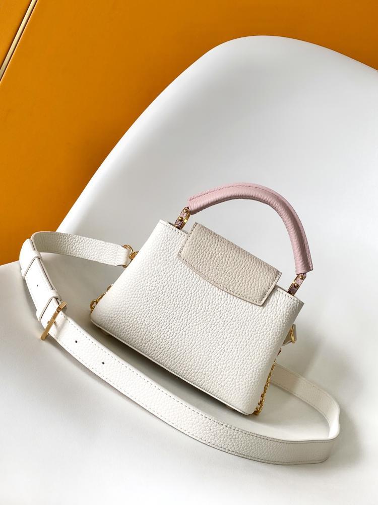 Leather Shoulder Bag Style 470090171