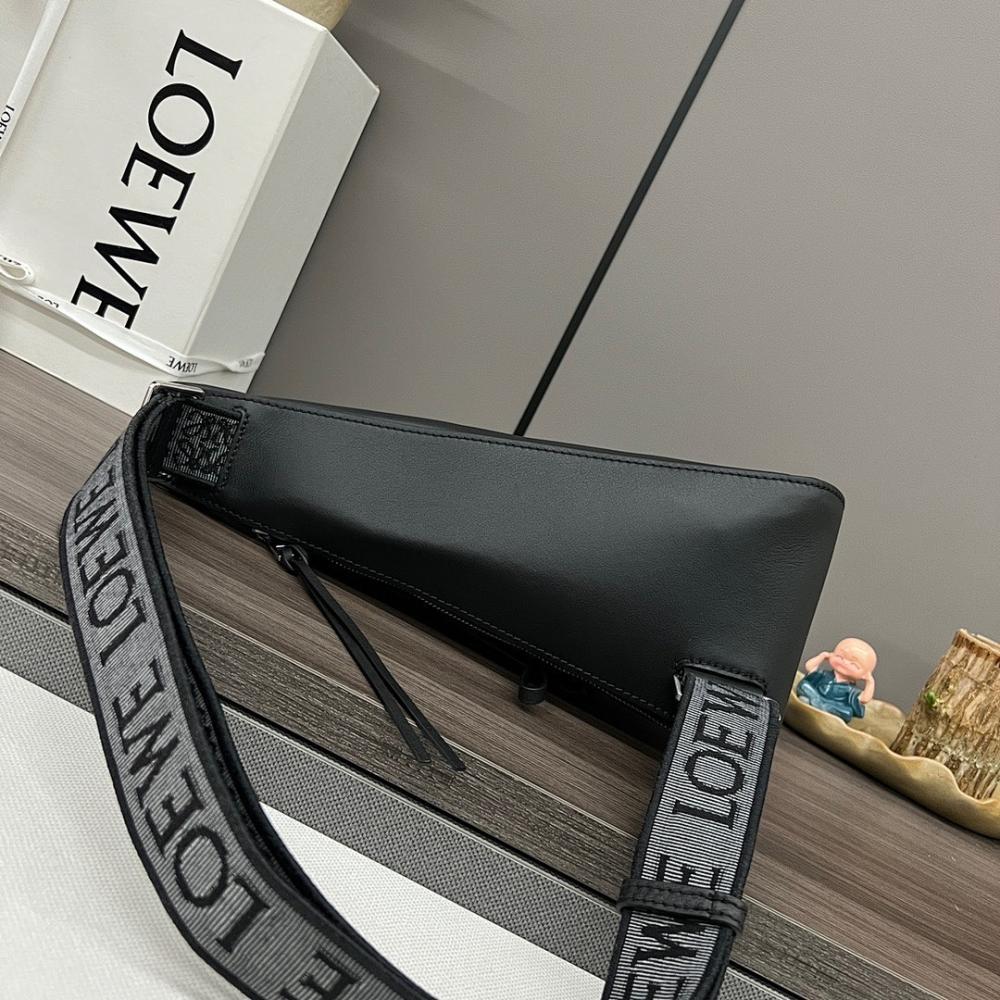 Classic Luxury Calfskin Shoulder Bag 17.5x34x13cm