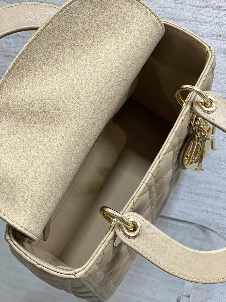Top Handle Bag Style 1110575681