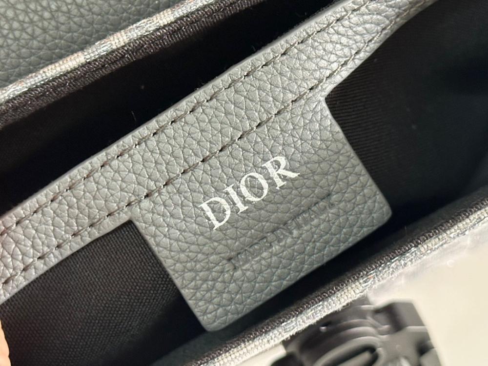 Saddle Grey Calfskin Shoulder Bag Gray 19.5x13x4cm Style 92029025