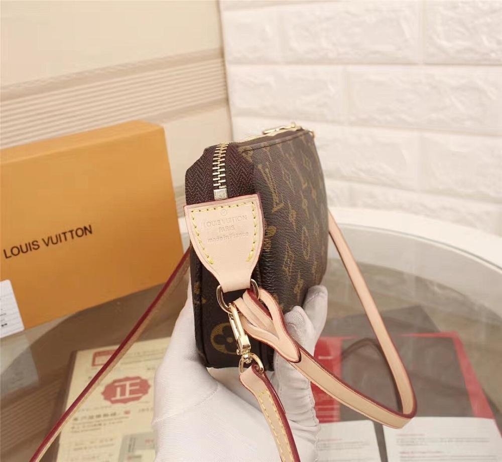 Modern Stylish Crossbody Bag 21x13x3cm
