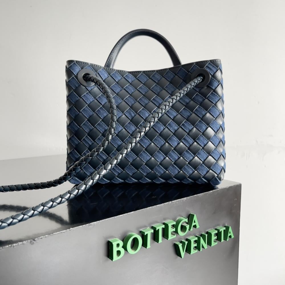 Classic Top Handle Bag Style 1335669137
