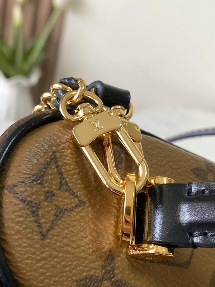 Modern Luxury Woven Leather Bag 19x11.5x6.5cm