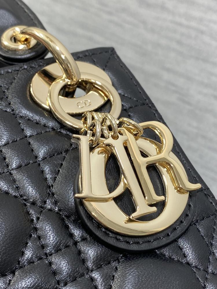 Top Handle Bag Style 266189042