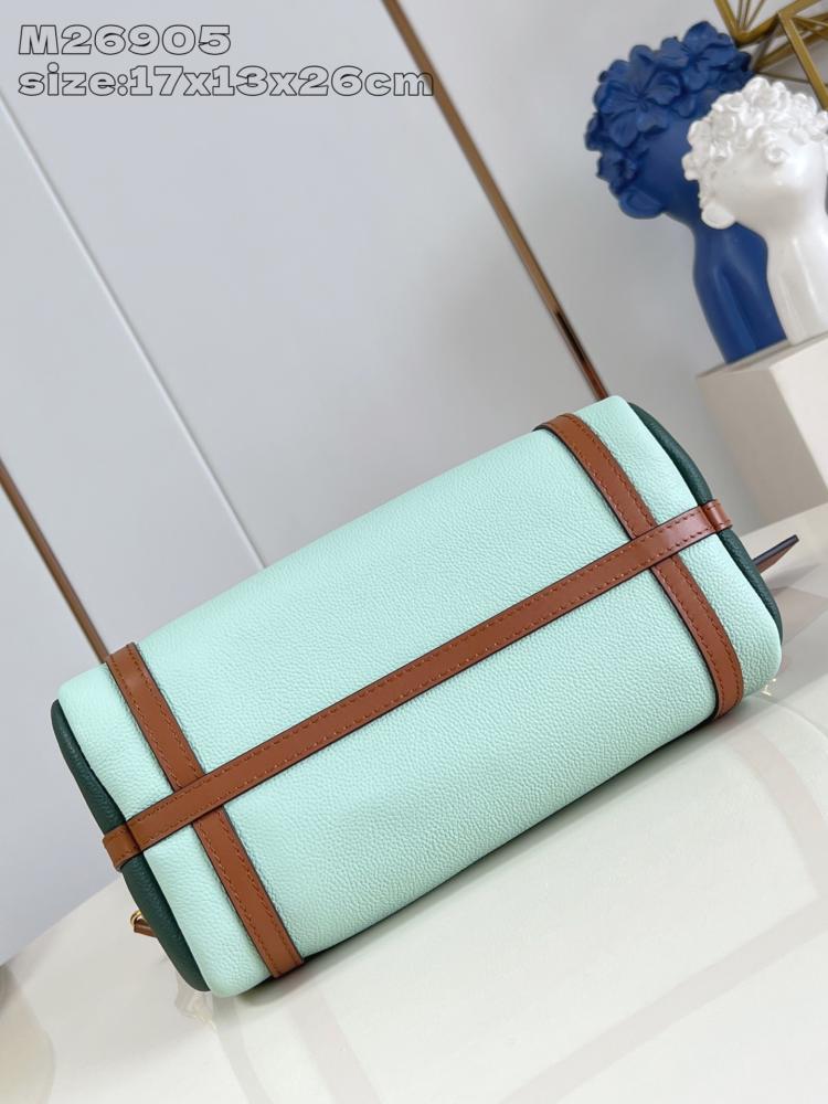 Classic Travel Bag Style 1069876972