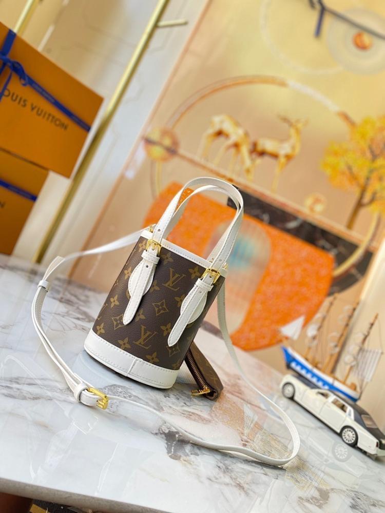 Modern Leather Bucket Bag 13x17x9cm