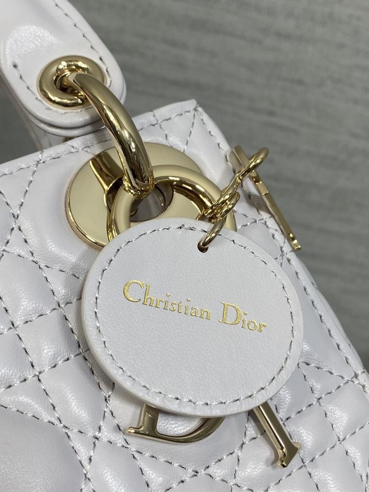 Elegant Top Handle Bag Style 19301726