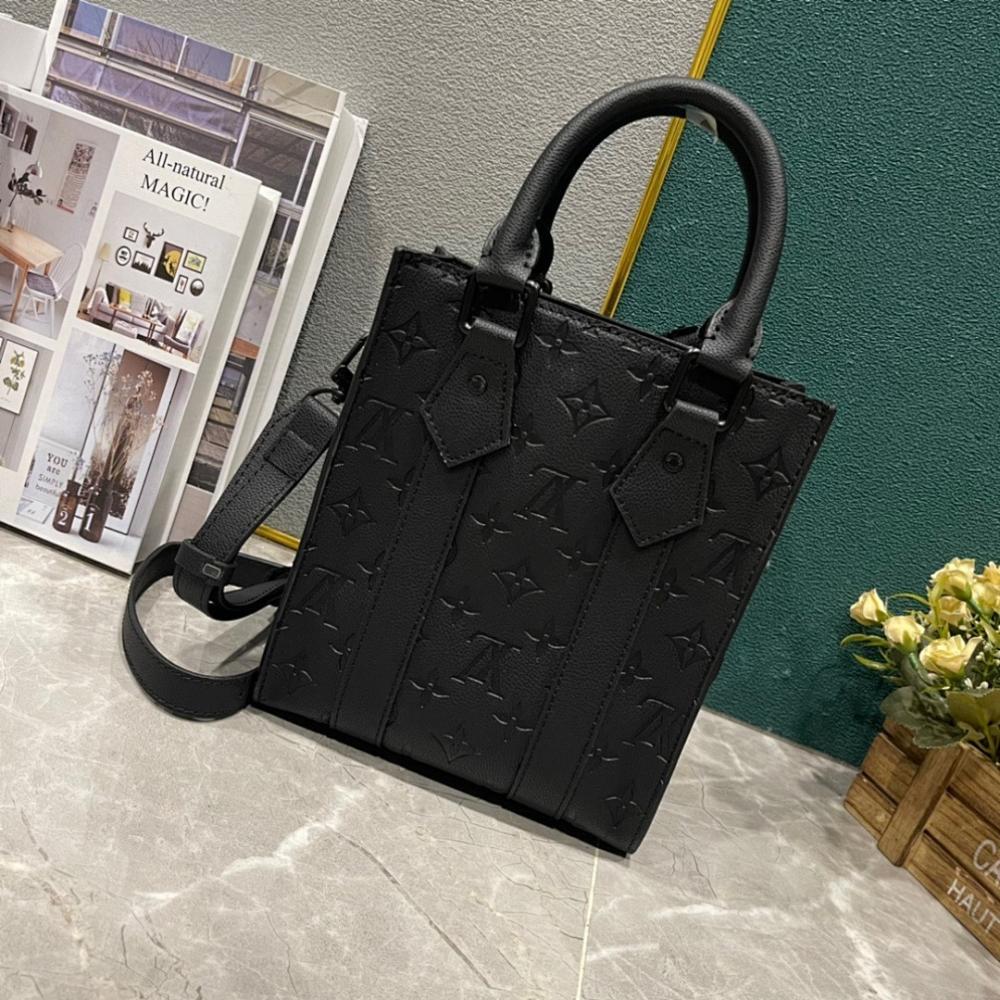 Stylish Refined Monogram Leather Shoulder Bag 19x22x7cm