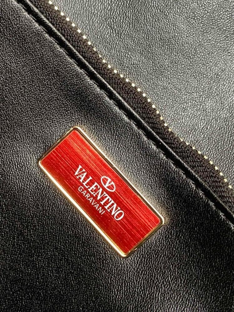 Luxury Calfskin Shoulder Bag 27x13x6.5cm
