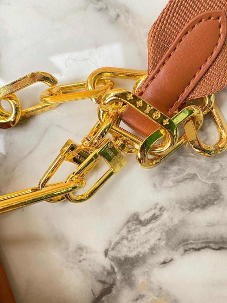 Luxury Stylish Lambskin Shoulder Bag Pink