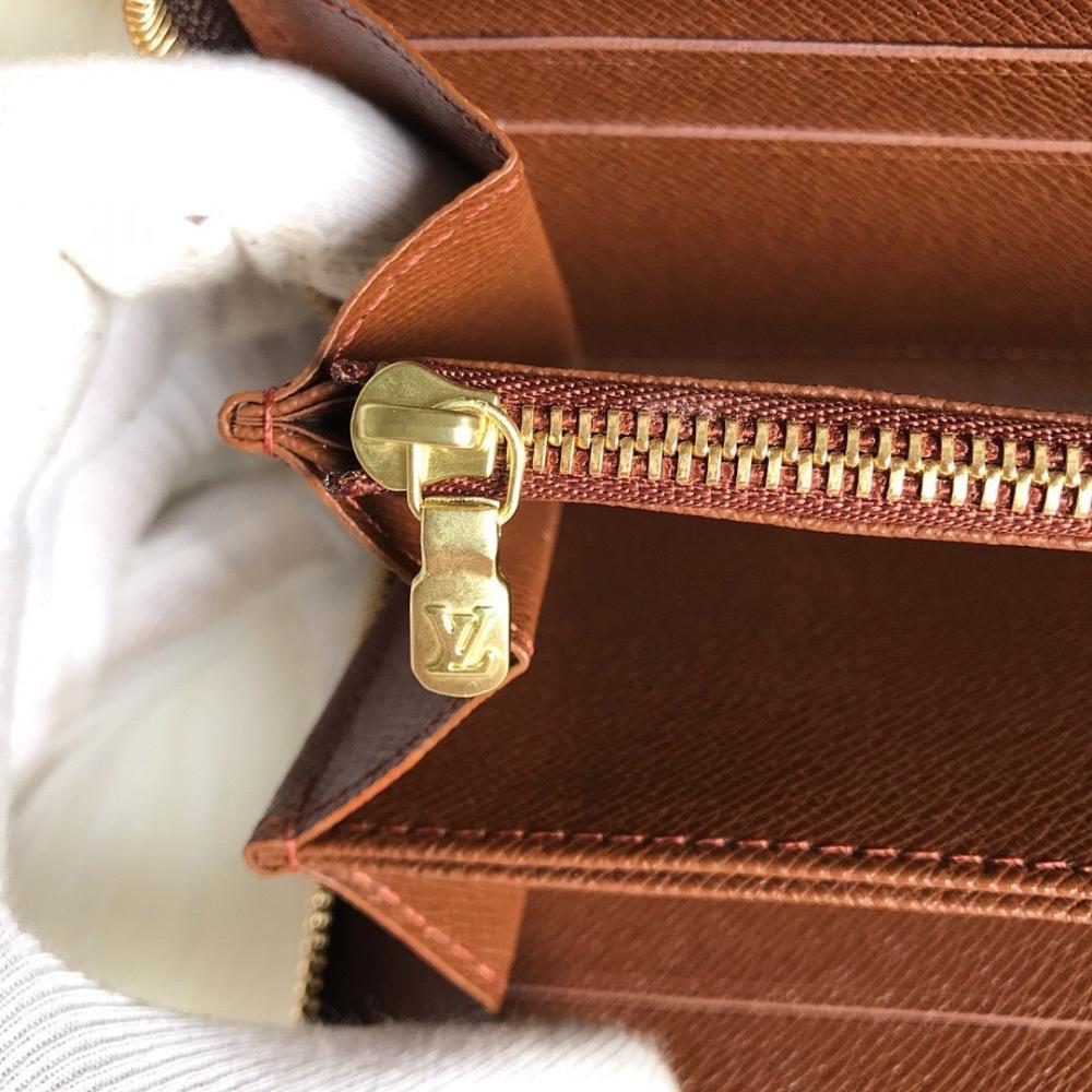 Stylish Refined Wallet 19x10x1cm