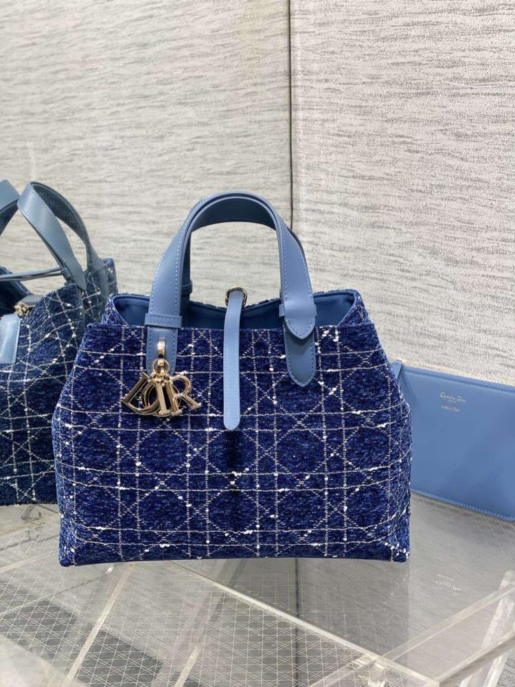 Classic Top Handle Bag Style 67619835