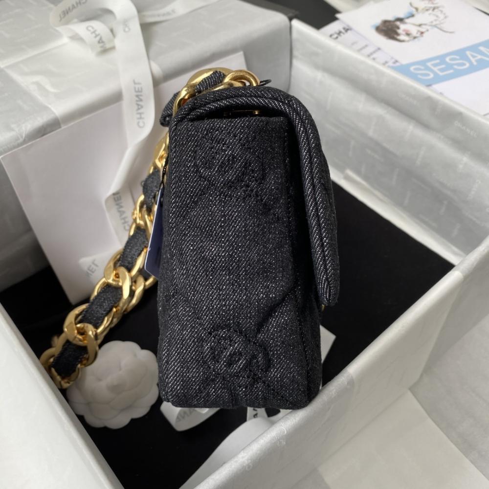Luxury Shoulder Bag Style 2024133495