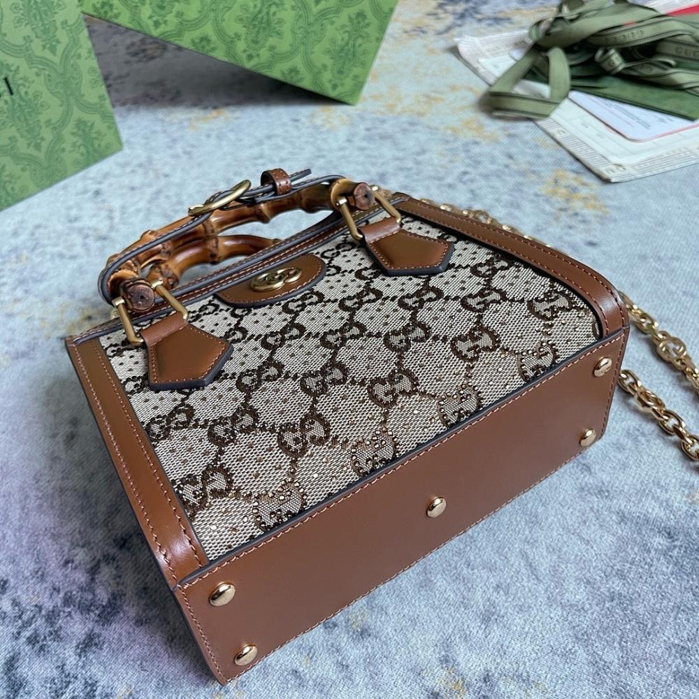 Elegant Refined Top Handle Bag 20x16x10cm