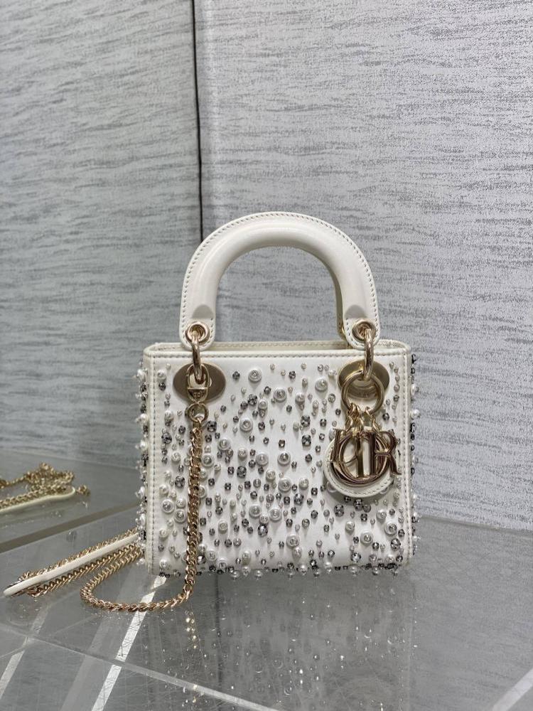 Classic Top Handle Bag Style 609195687