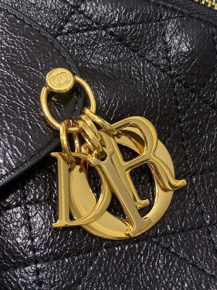 Top Handle Bag Style 1002526540