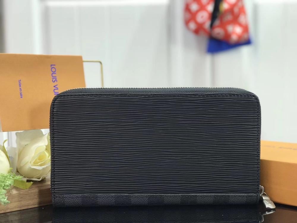 Wallet Style 1132930701