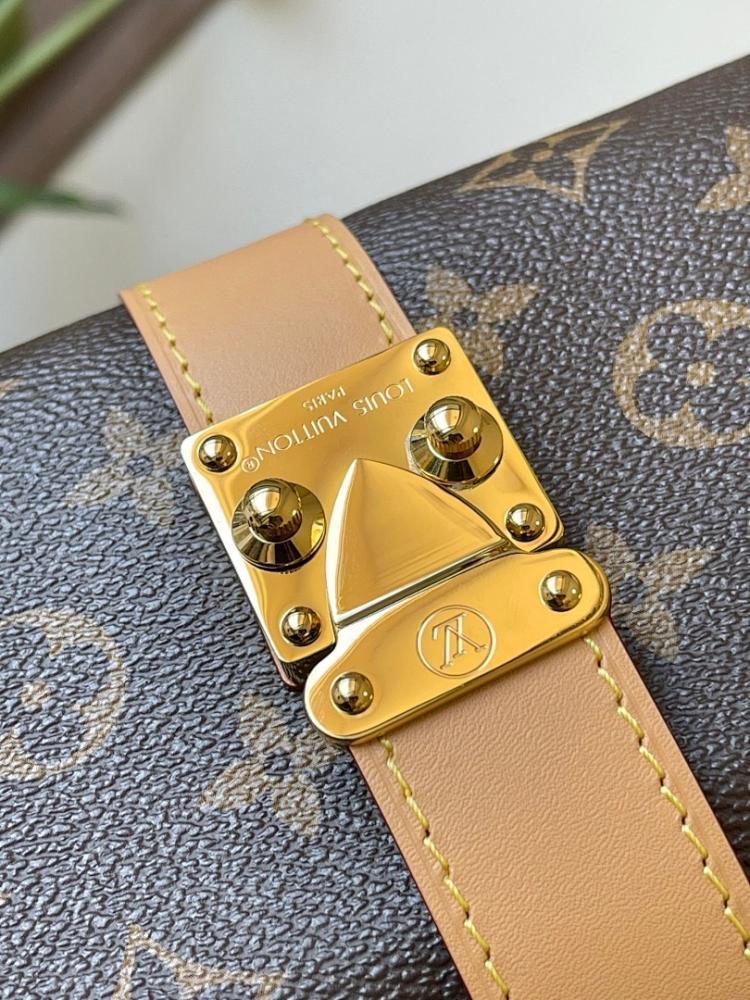 Modern Premium Monogram Leather Shoulder Bag 22x14.5x8cm