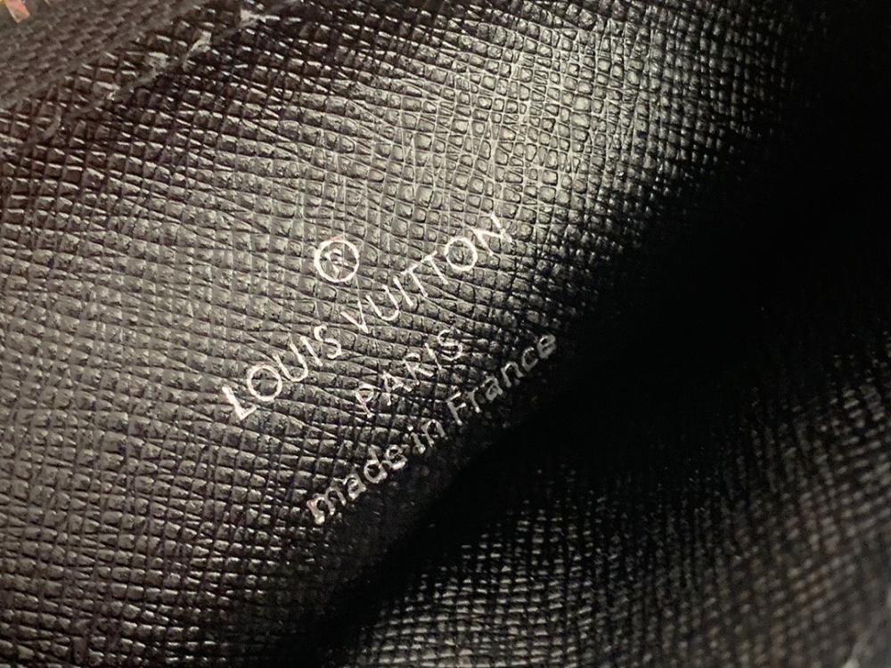 Stylish Black Leather Top Handle Bag