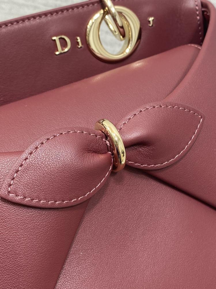 Top Handle Bag Style 1121739357