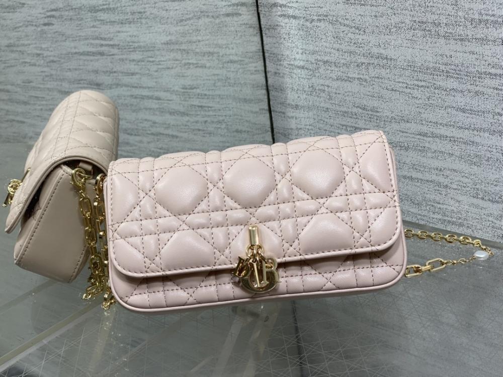 Classic Top Handle Bag Style 1529670759