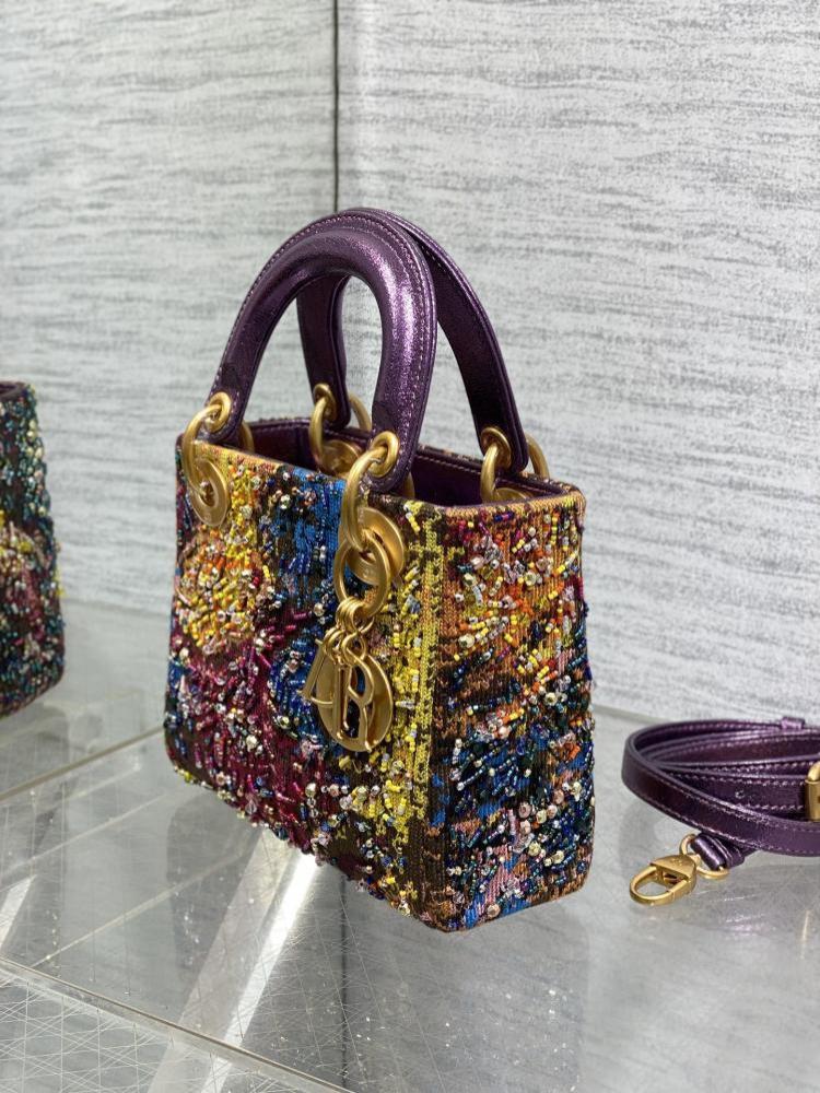 Embroidered Top Handle Bag Style 1065935794