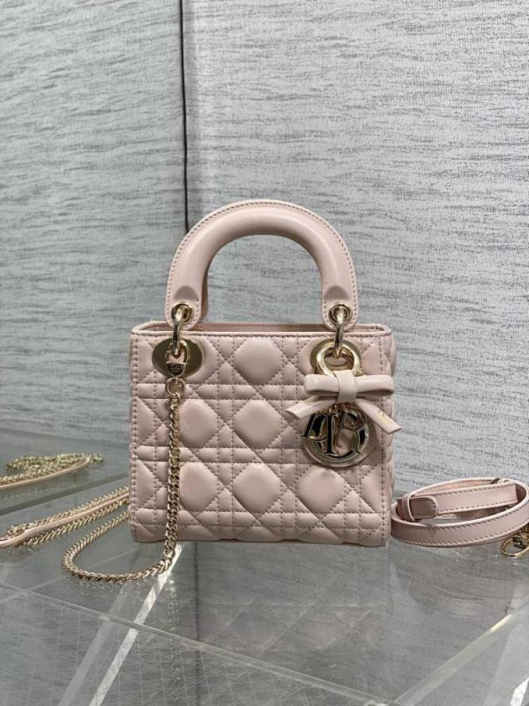 Classic Top Handle Bag Style 1647382079