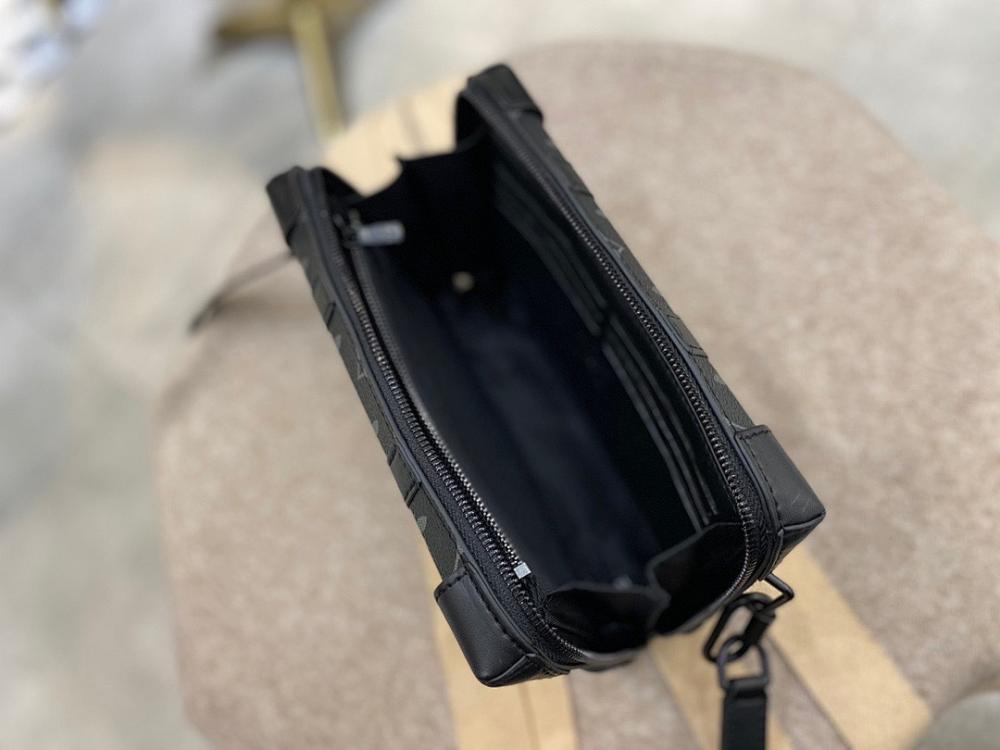 Classic Shoulder Bag 22.5x14x5cm