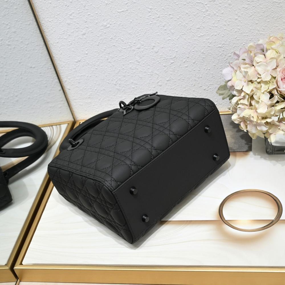 Luxury Leather Shoulder Bag