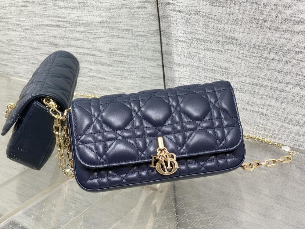 Top Handle Bag Style 720485750
