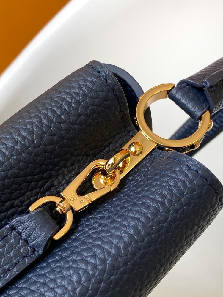 Top Handle Bag Style 302887817